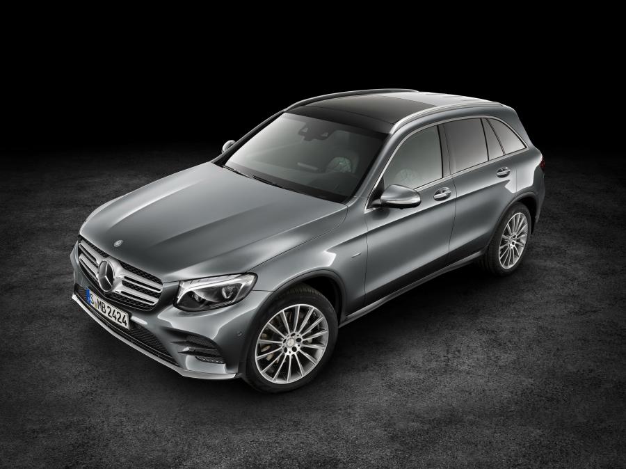  Mercedes-Benz GLC350 e 4Matic Edition 1 2015 года  (фото 7 из 34)